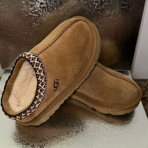 Toddler UGG Tasman slippers